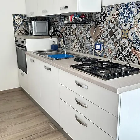 Casa Mari, 250 Mt Dalle Spiagge Apartman *